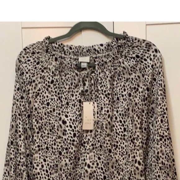 Peasant Boho Animal Print Blouse Black White NWT - Picture 6 of 9